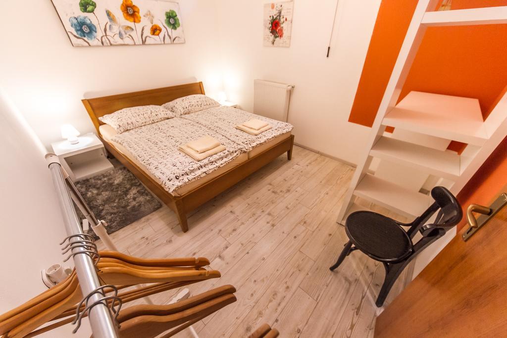 Oh & Gostinjska kuća 2*